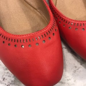 Tahari women’s red flats. Size 7.5